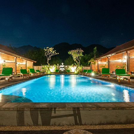 Kubuku Eco Dive Lodge And Yoga Pemuteran  Exterior photo