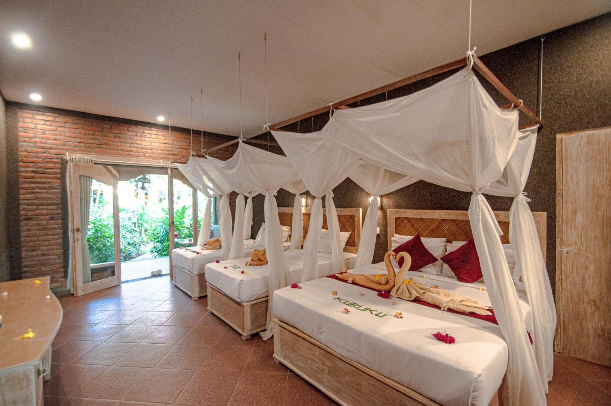 Kubuku Eco Dive Lodge And Yoga Pemuteran  Exterior photo